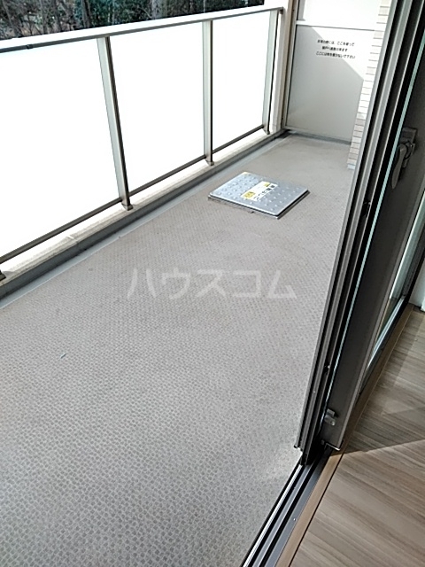 21/30 バルコニー