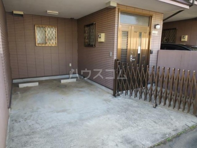 14/22 駐車場