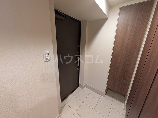 13/30 玄関