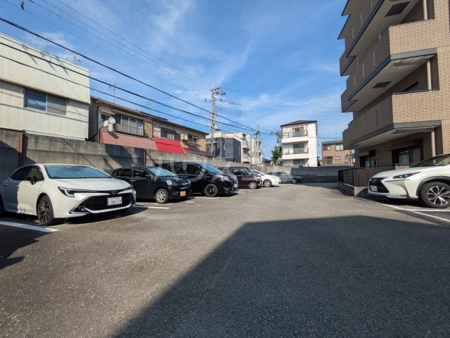 15/24 駐車場