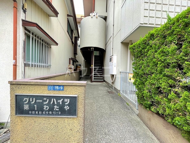 17/26 エントランス