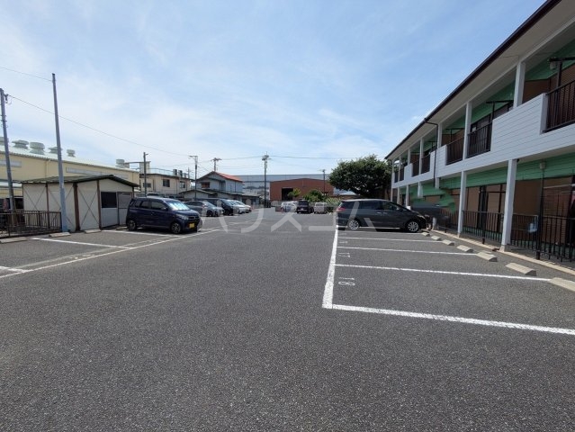 23/30 駐車場