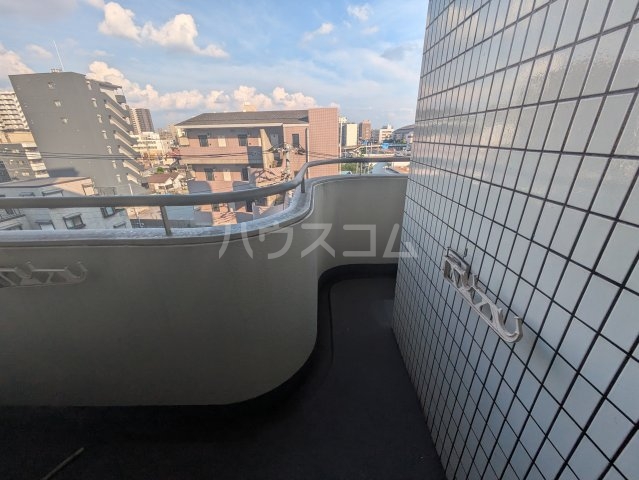 20/30 バルコニー