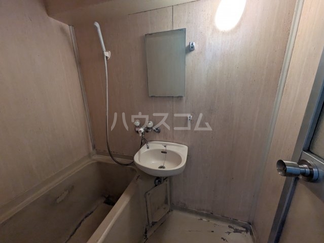16/30 洗面