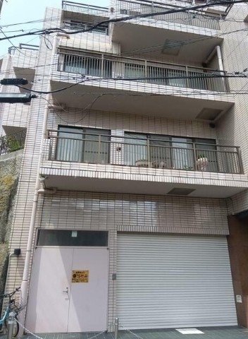 15/25 エントランス