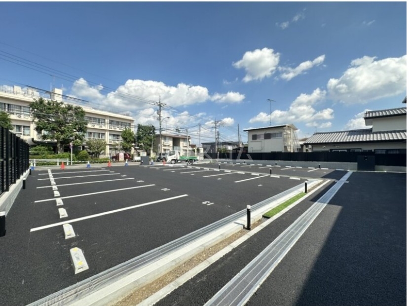 21/30 駐車場