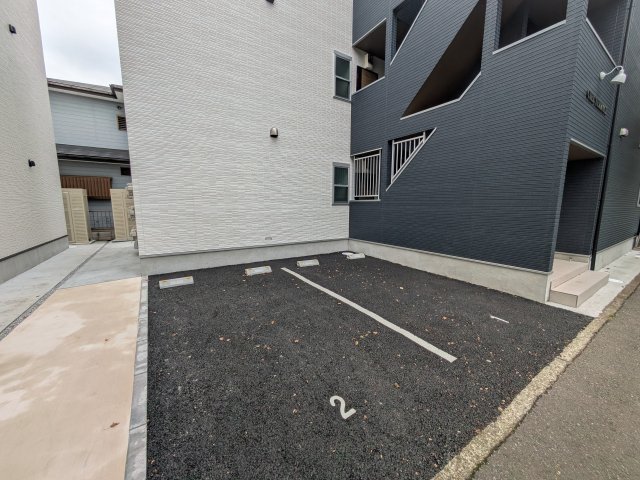 25/27 駐車場