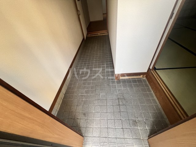 17/30 玄関