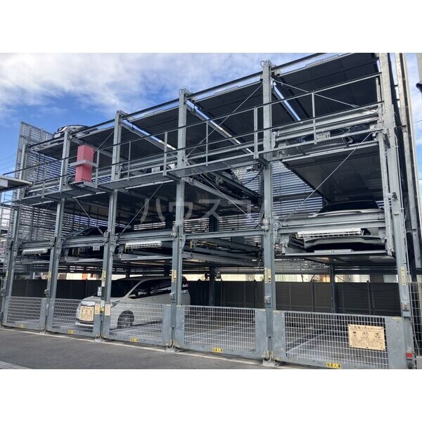17/27 駐車場