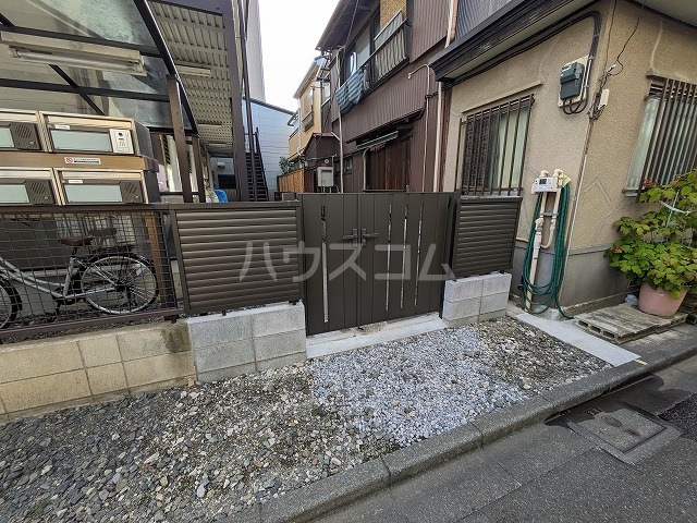 2/10 エントランス