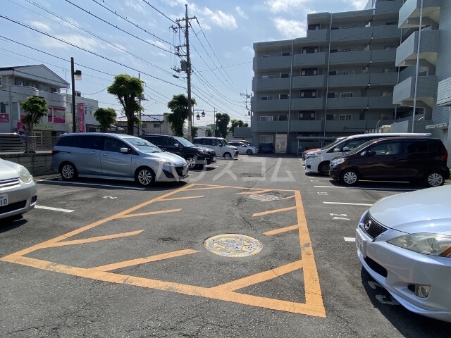 14/20 駐車場