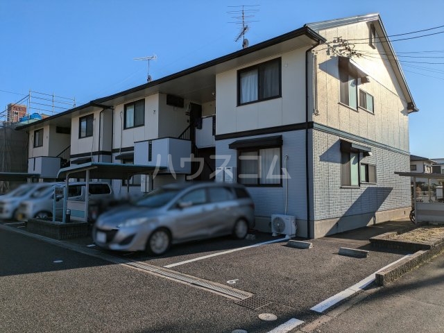 2/10 外観