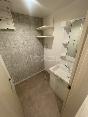 16/30 洗面