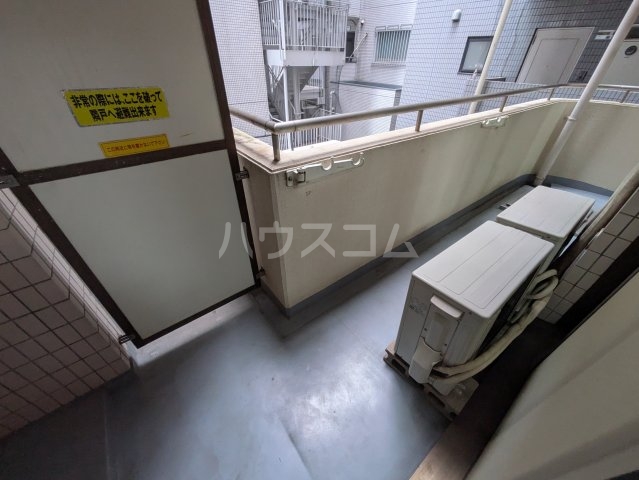 21/29 バルコニー
