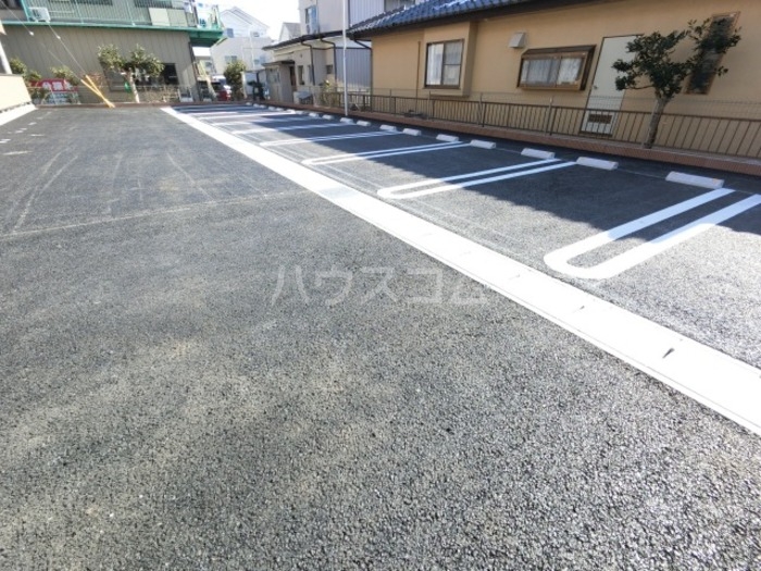 17/24 駐車場