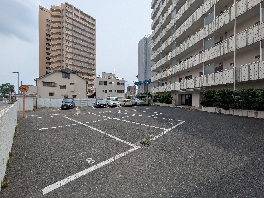 3/7 駐車場