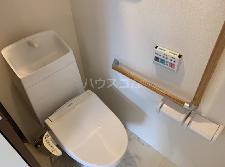 16/30 トイレ