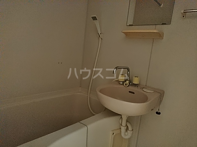 14/30 浴室