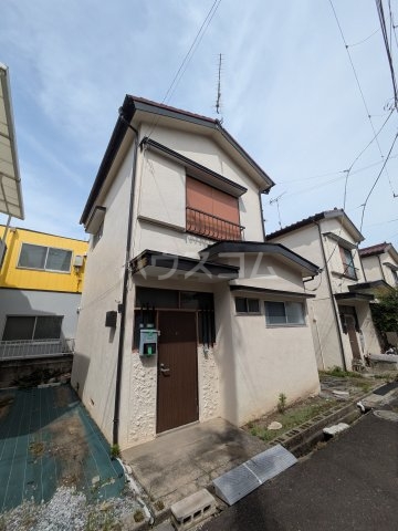 2/4 エントランス