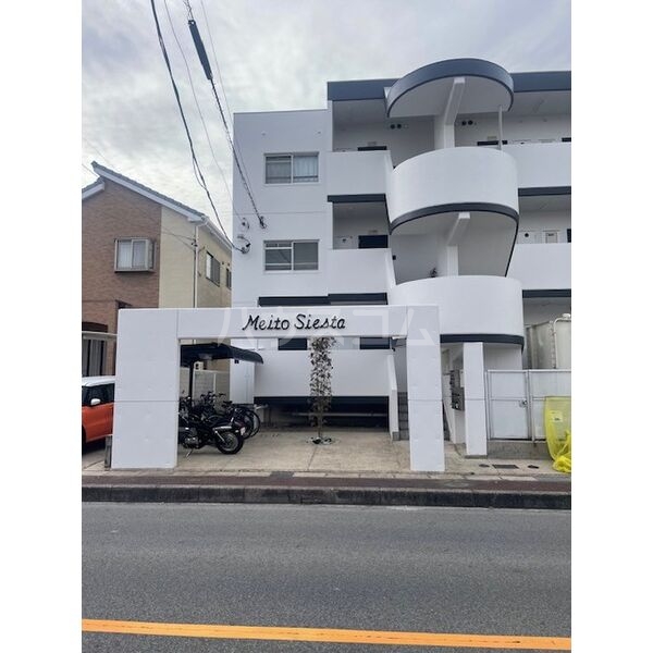 13/24 エントランス