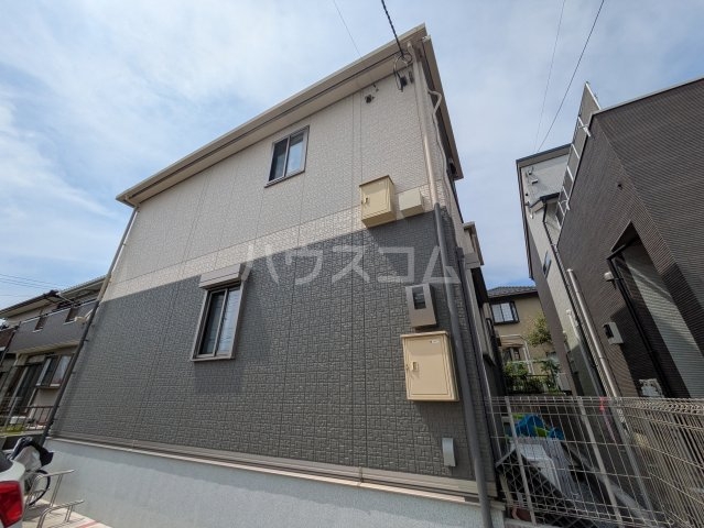 2/4 外観