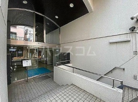 17/22 エントランス