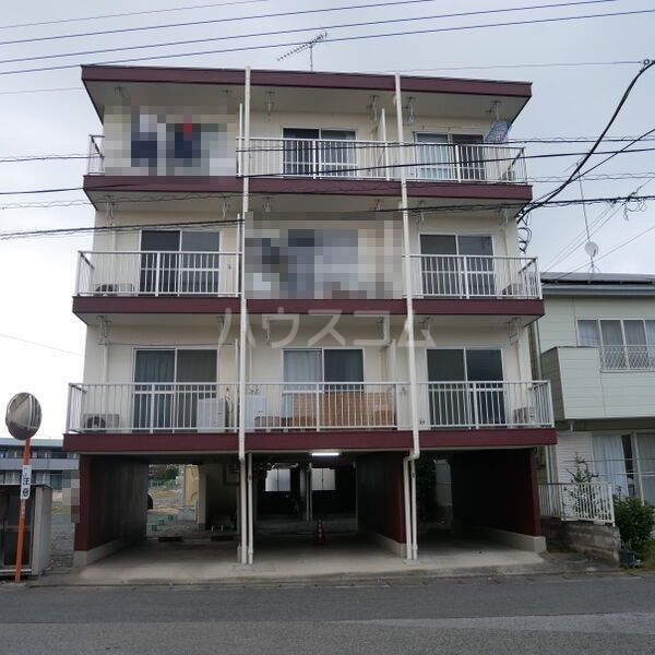 13/21 駐車場