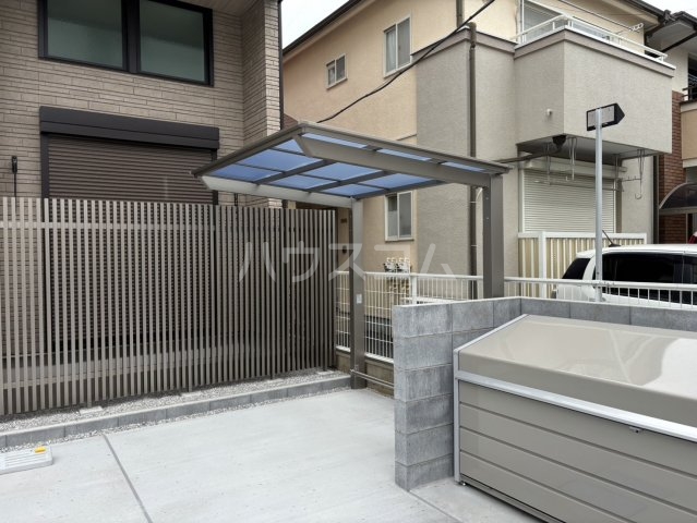 14/15 駐車場