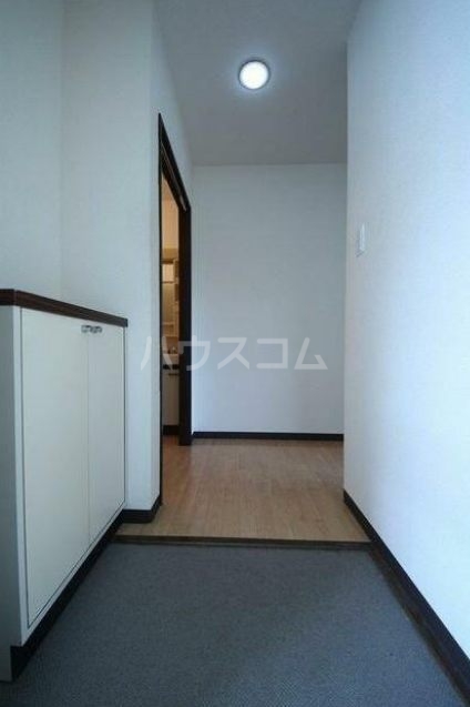 13/30 玄関
