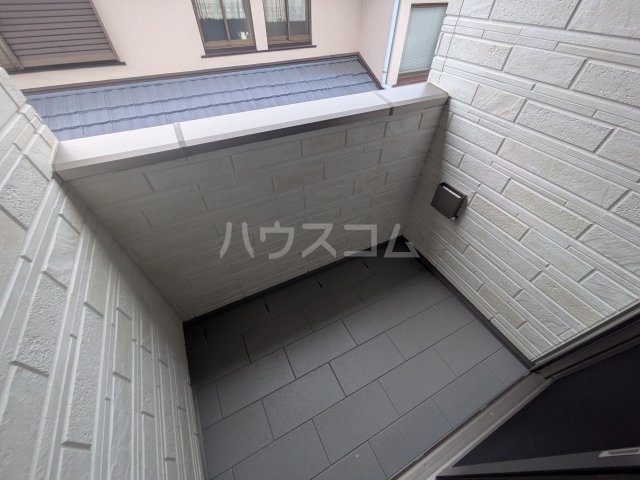 16/27 バルコニー