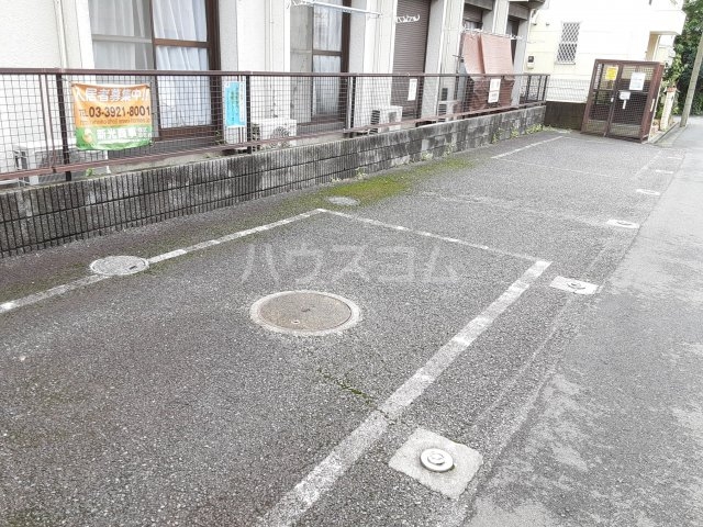 2/8 駐車場