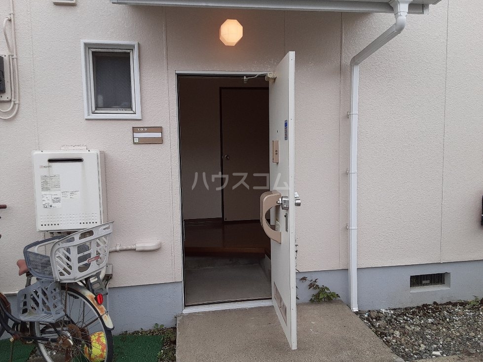 8/22 玄関