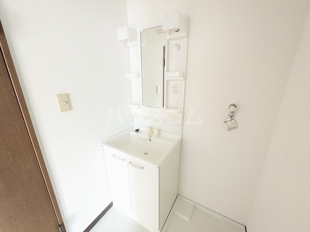 18/30 洗面