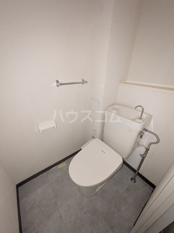 13/30 トイレ