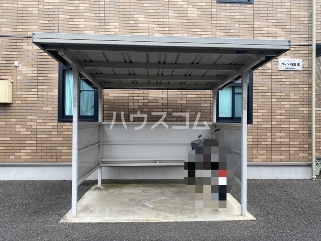 23/30 エントランス