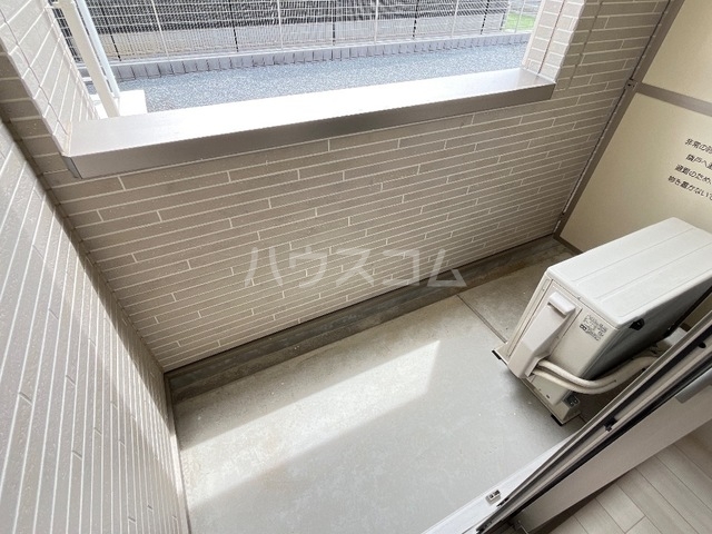 19/26 バルコニー