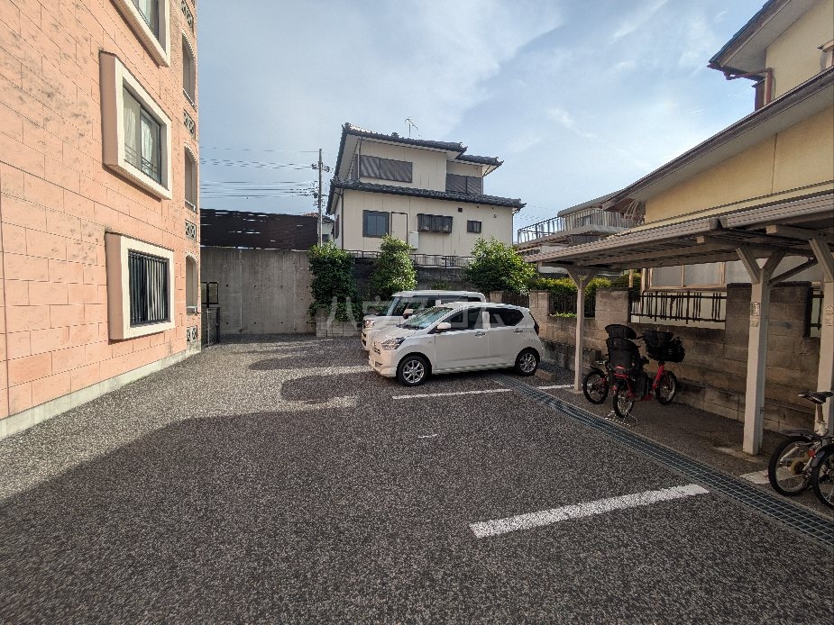 24/30 駐車場