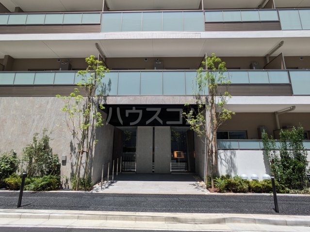29/30 エントランス