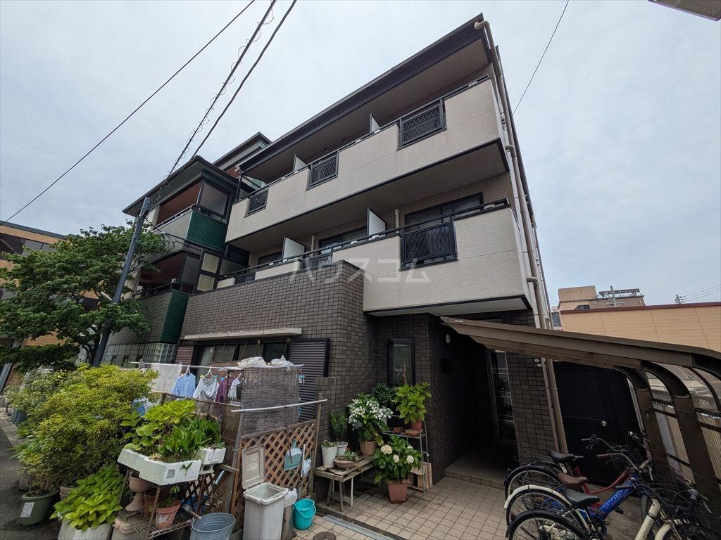 2/30 外観