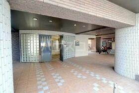 17/24 エントランス