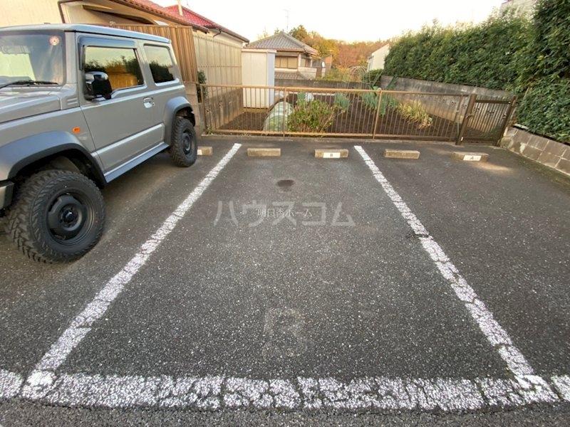 29/30 駐車場