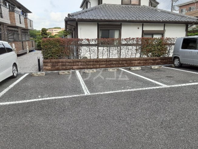 21/30 駐車場