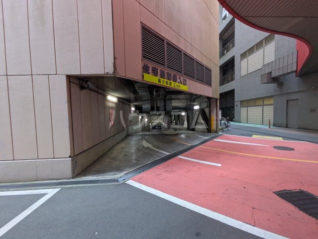 20/30 駐車場