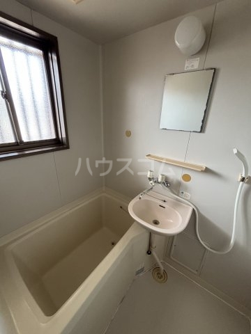 16/30 浴室