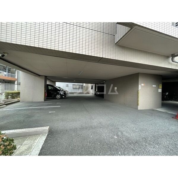 15/24 駐車場