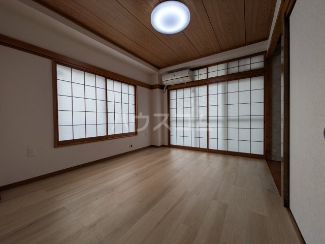 寝室