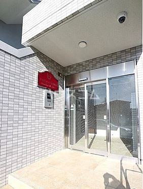 13/13 エントランス