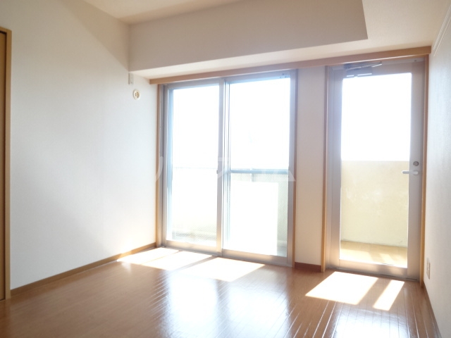 17/28 バルコニー