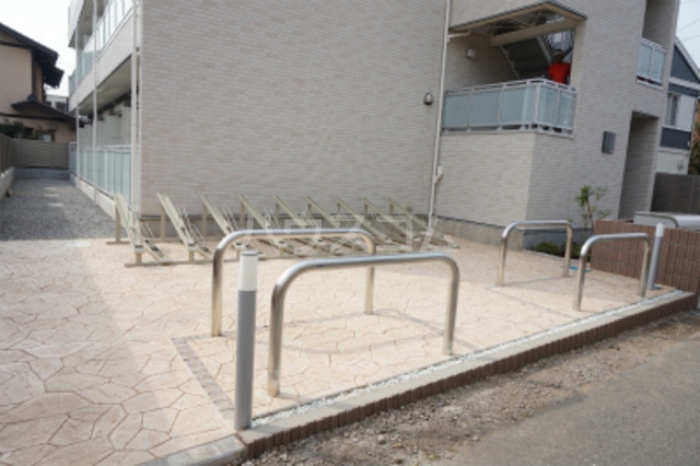 23/30 駐車場