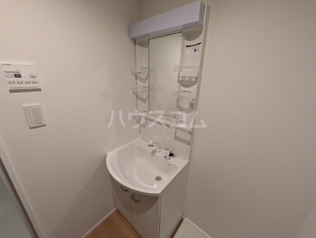 17/30 洗面